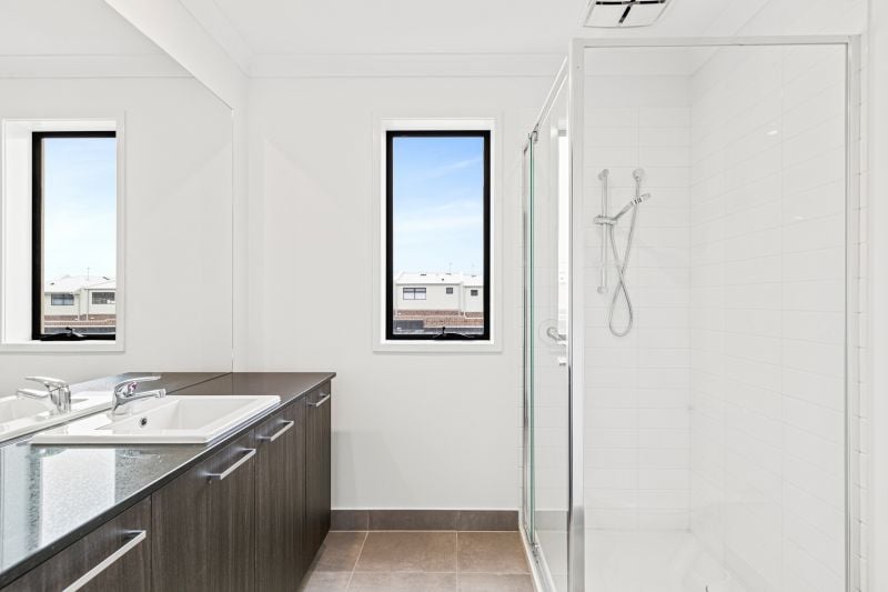 8 Earthshine Walk, Wollert