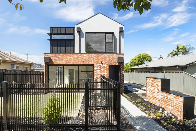 1/71 Miranda Road, Reservoir