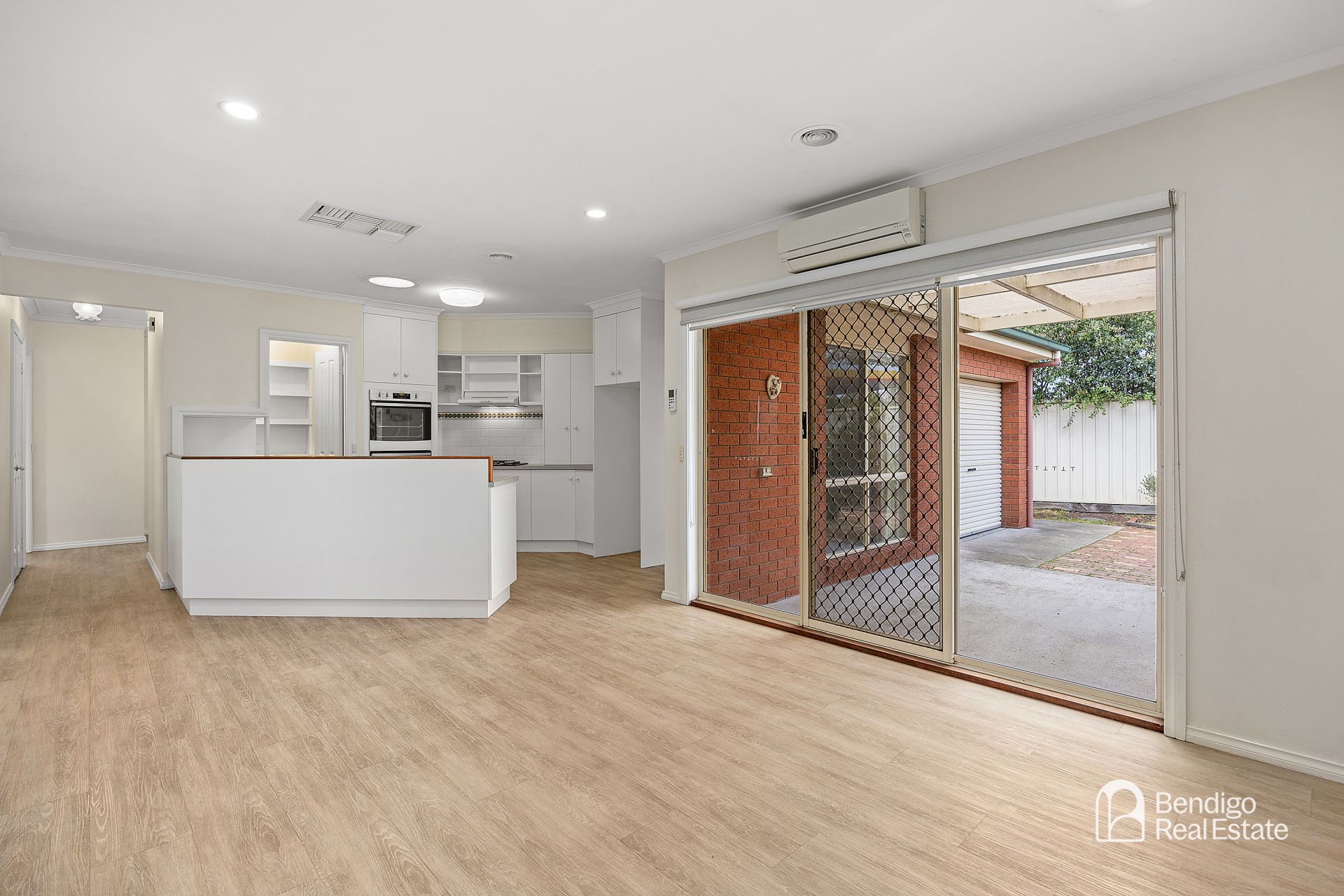 5 Honeysuckle Street Bendigo VIC, Bendigo - Thumbnail 2