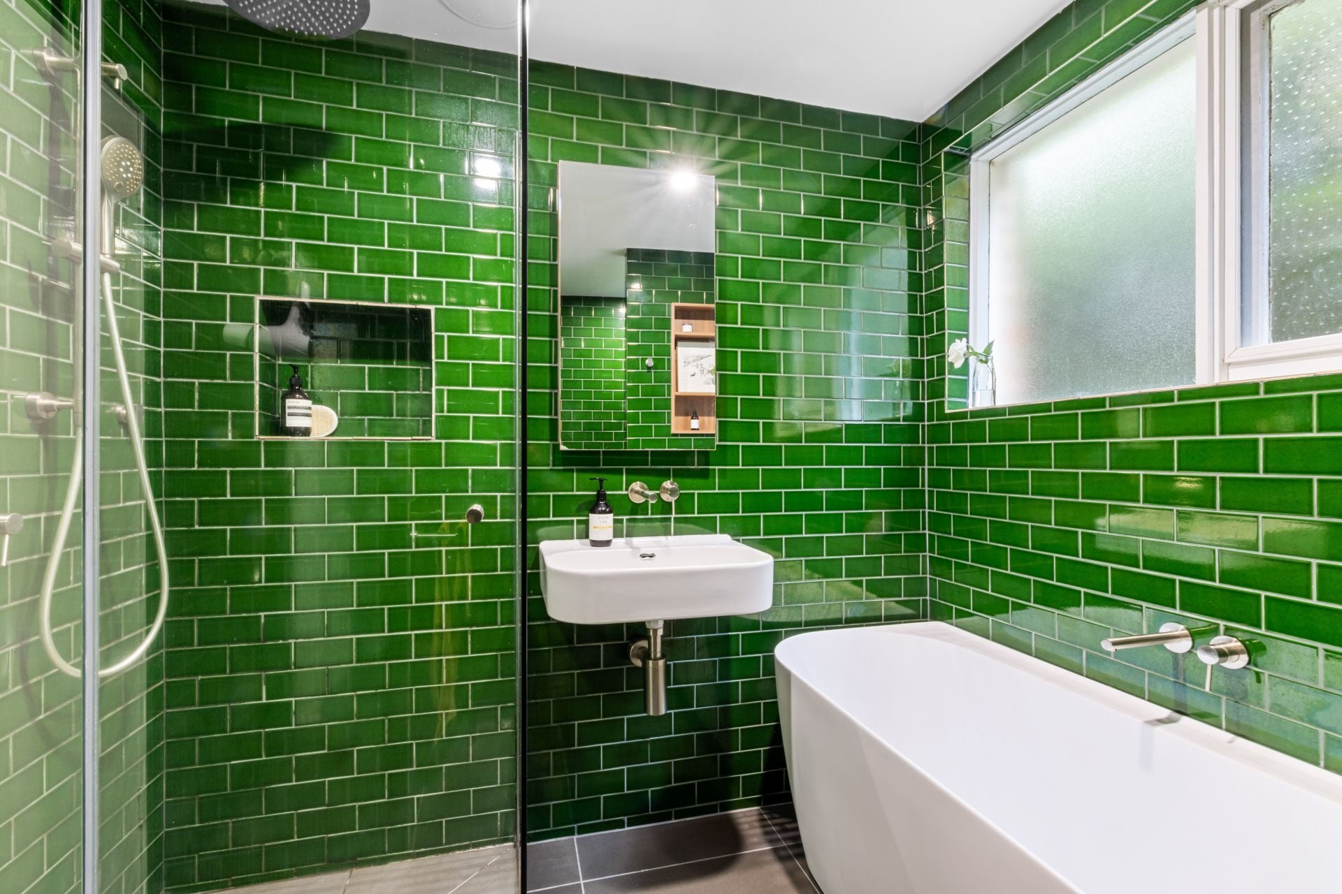 Contemporary Living in a Premium Ivanhoe Location