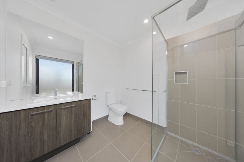 16 Wombargo Crescent, Wollert