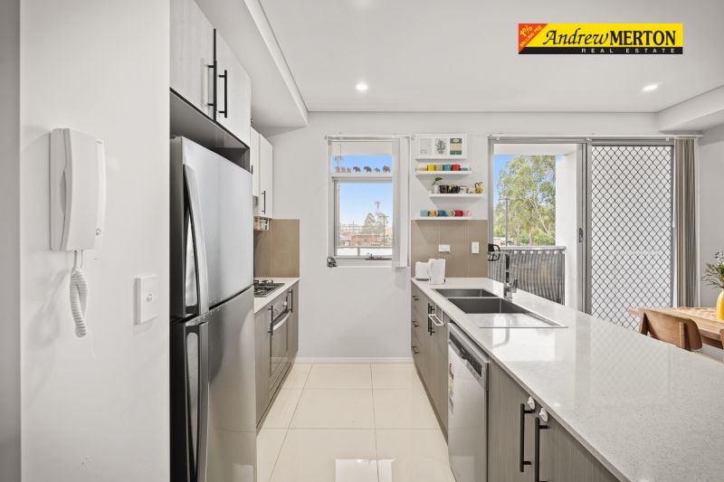 102/25 Railway Road, Quakers Hill