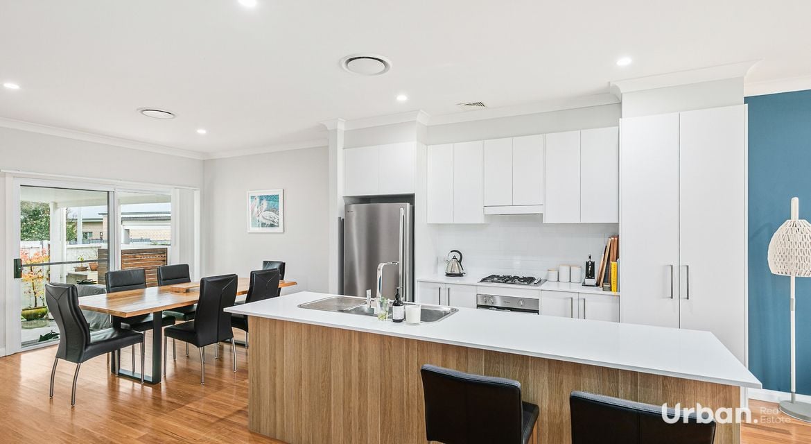 Tullimbar 28 Balmoral Parade