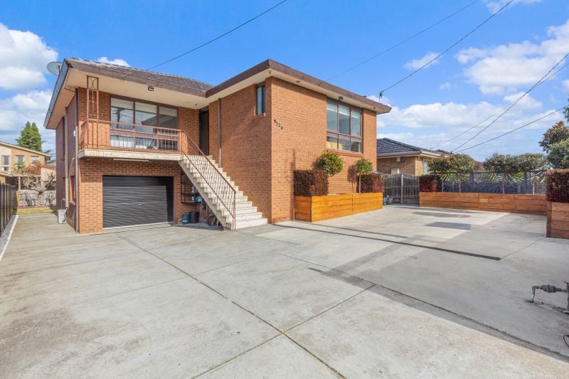 51 Churchill Avenue, Reservoir