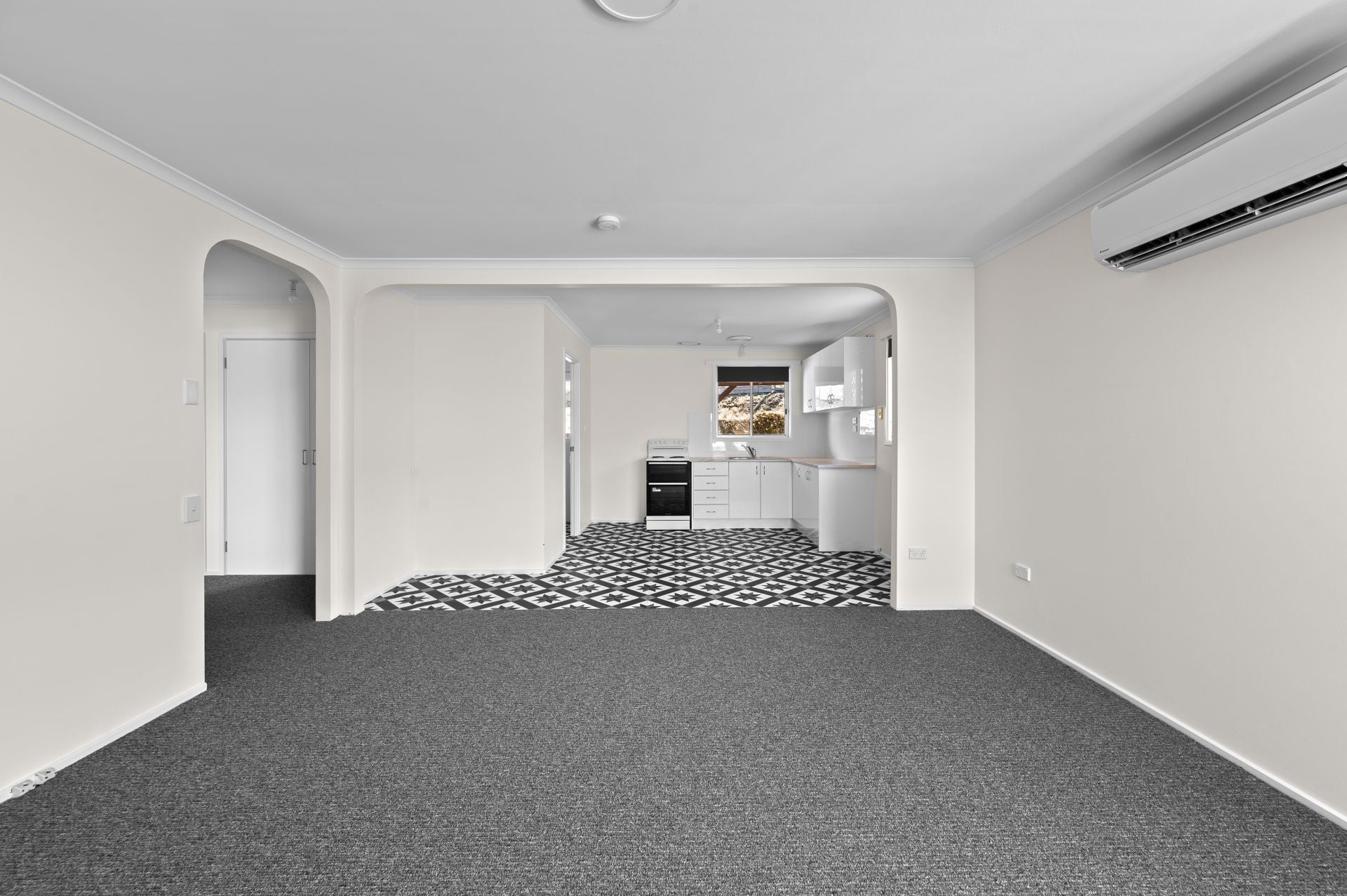 5 Hakea Crescent GAGEBROOK TAS, Gagebrook - Thumbnail 5
