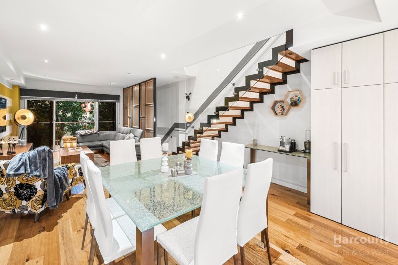 16 Caravel Lane, Caroline Springs