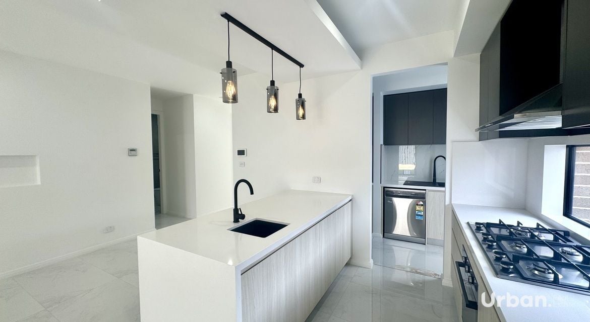 Austral 4 Muruduwin Street