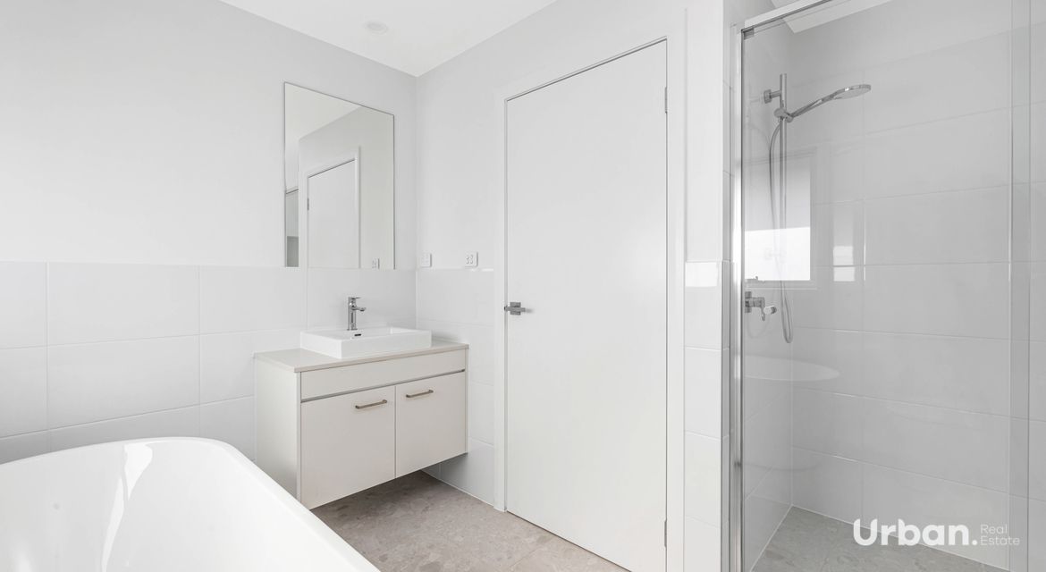 Edgeworth 38 Tarkalong Street