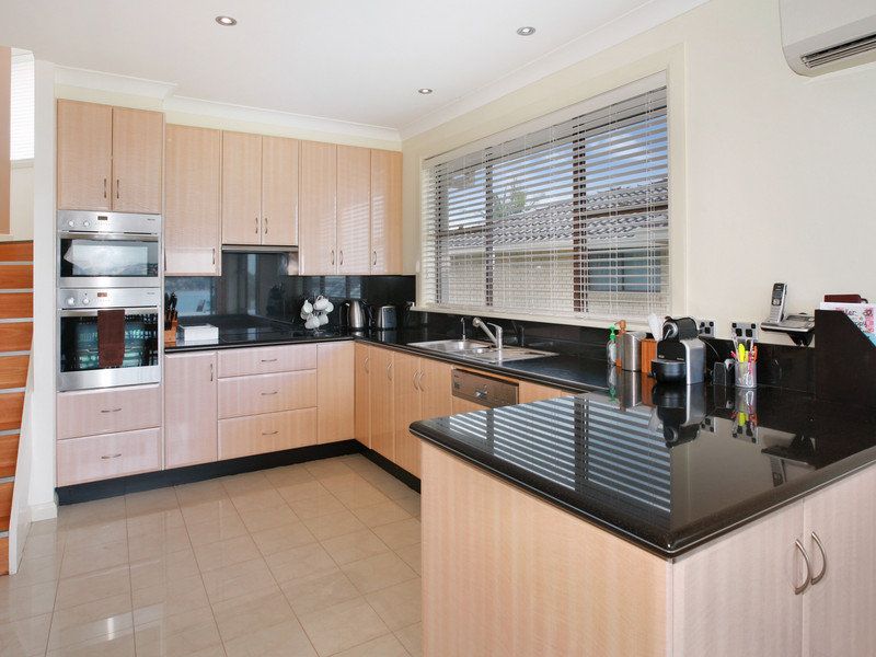 10 Portview Place, BURRANEER, Burraneer - Thumbnail 3
