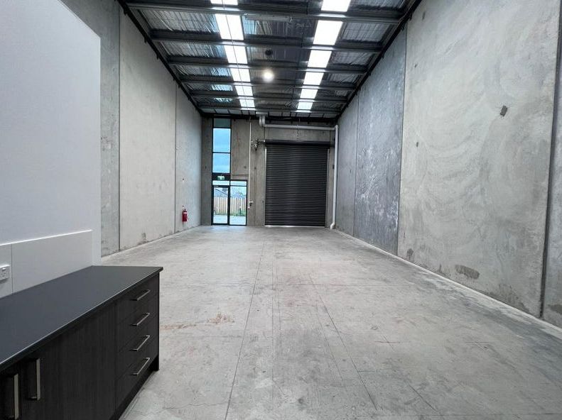 Prime Commercial Warehouse Space