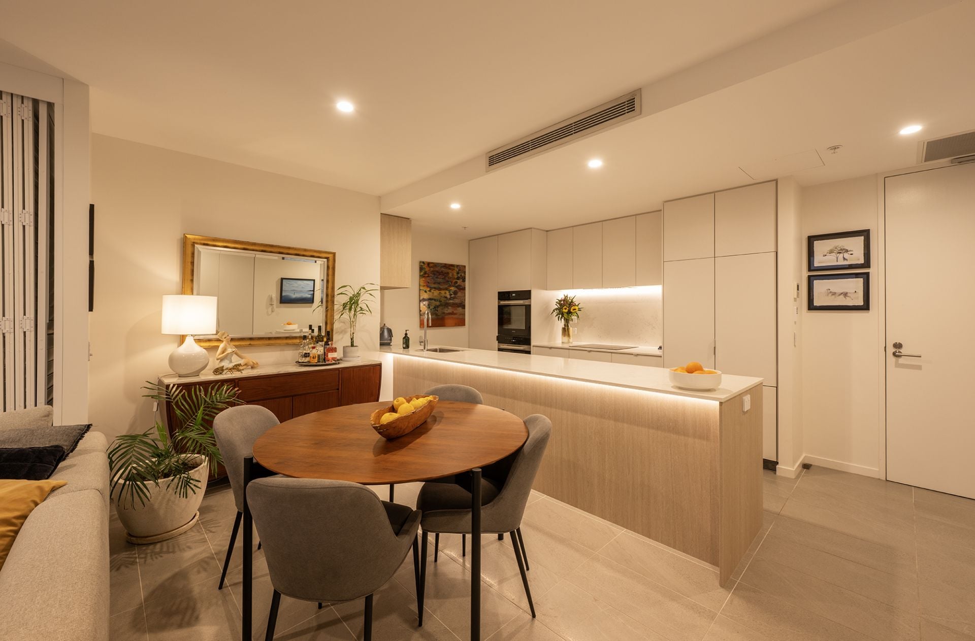 405/15-17 Cannes Avenue, Surfers Paradise - Thumbnail 5