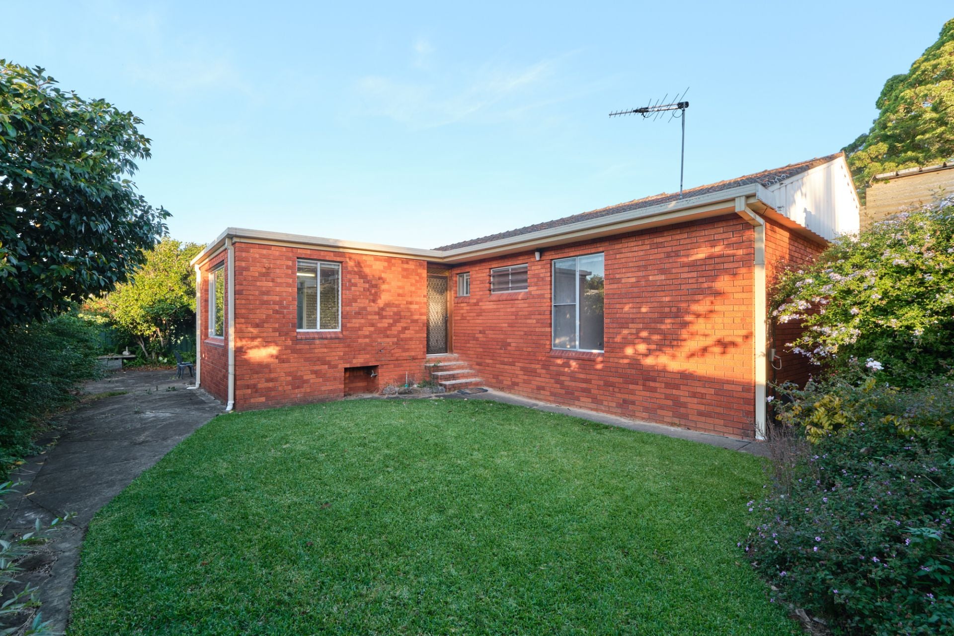 1A Eulabah Avenue, Earlwood, Earlwood - Thumbnail 8