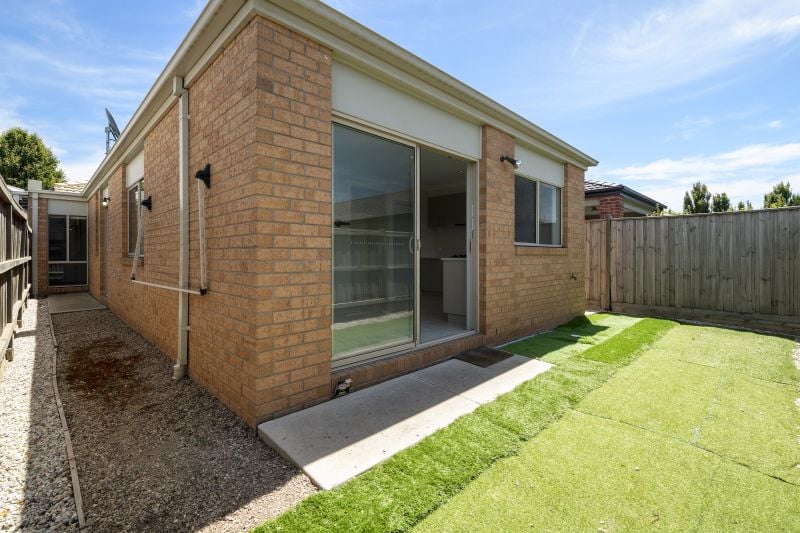 9 Gossamer Way, Mickleham