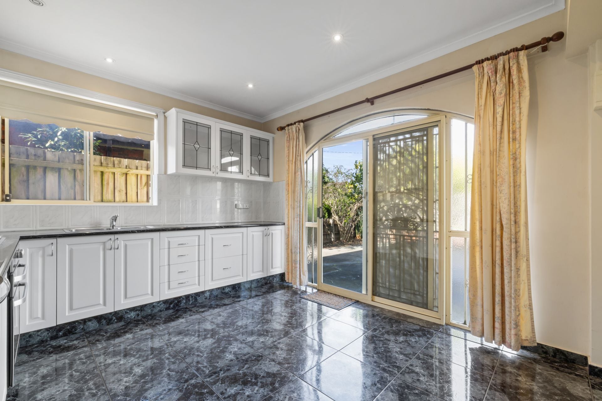 Charming & Private 1-Bedroom Unit | Reservoir | Bills Included