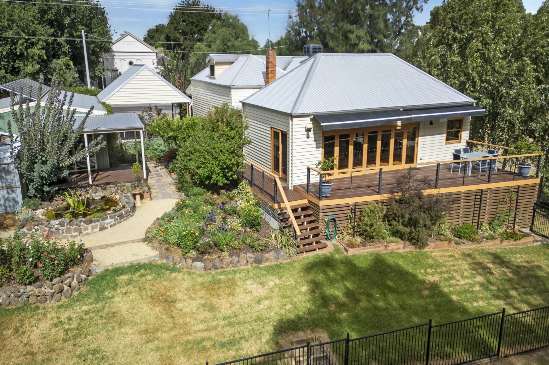 24 Bucknall Street, Carisbrook - Thumbnail 2