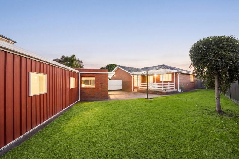 4 Plymouth Court, Epping