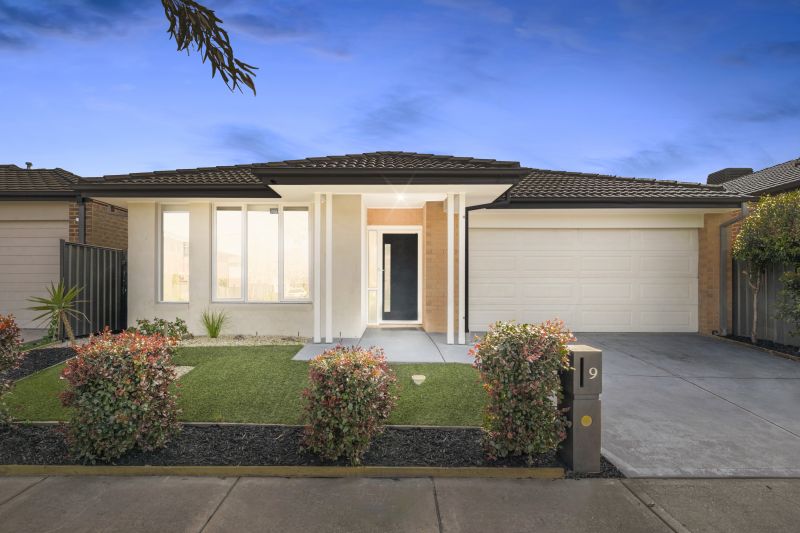 9 Bluebell Drive, Craigieburn