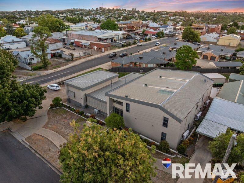 JUNEE, 4/65 Commins Street