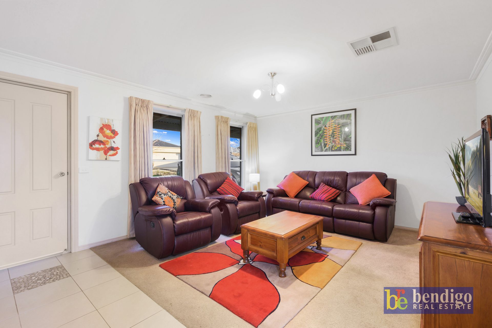 6 Saville Court North Bendigo VIC, Bendigo - Thumbnail 2