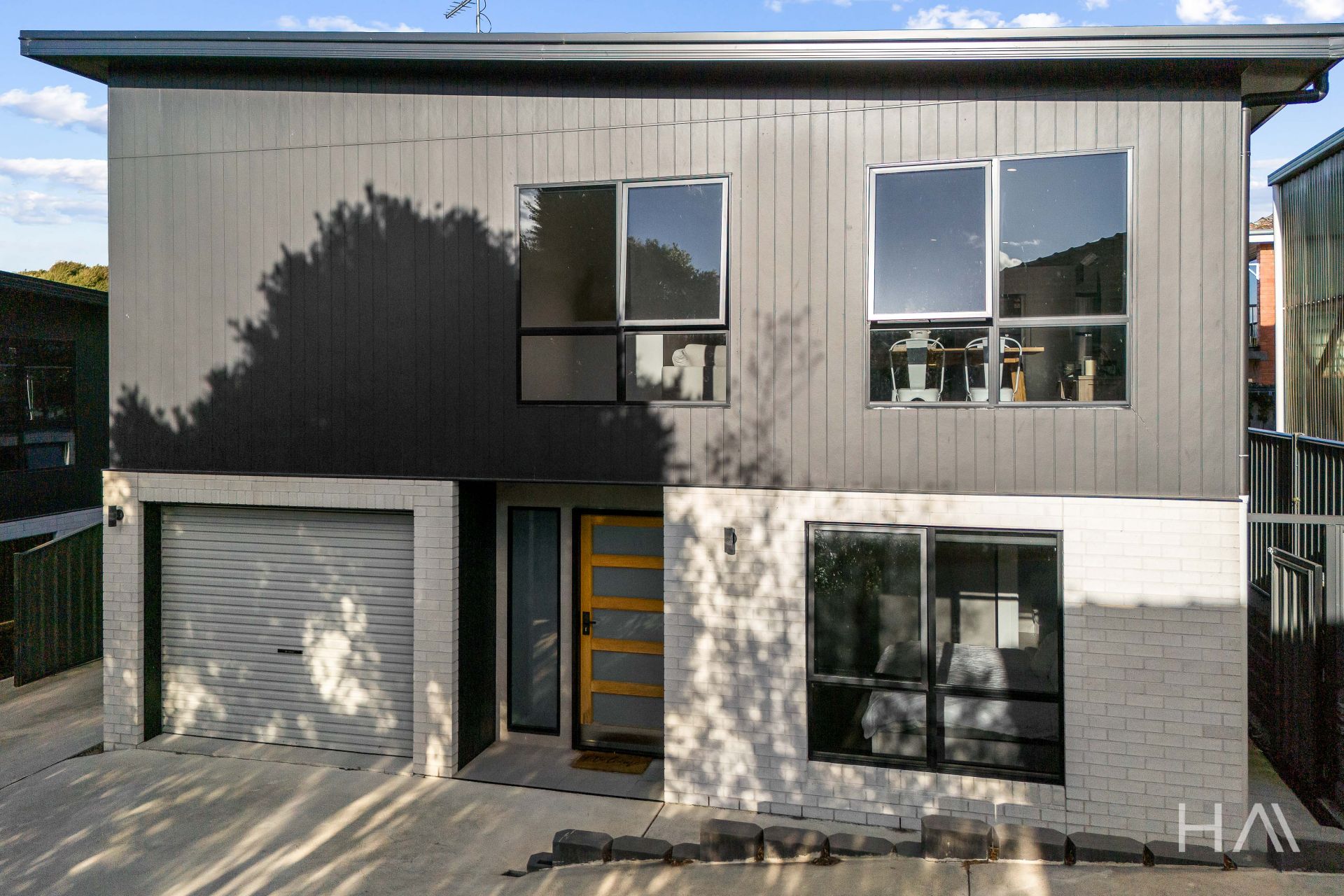 2/366 West Tamar Road Riverside, Riverside - Thumbnail 2
