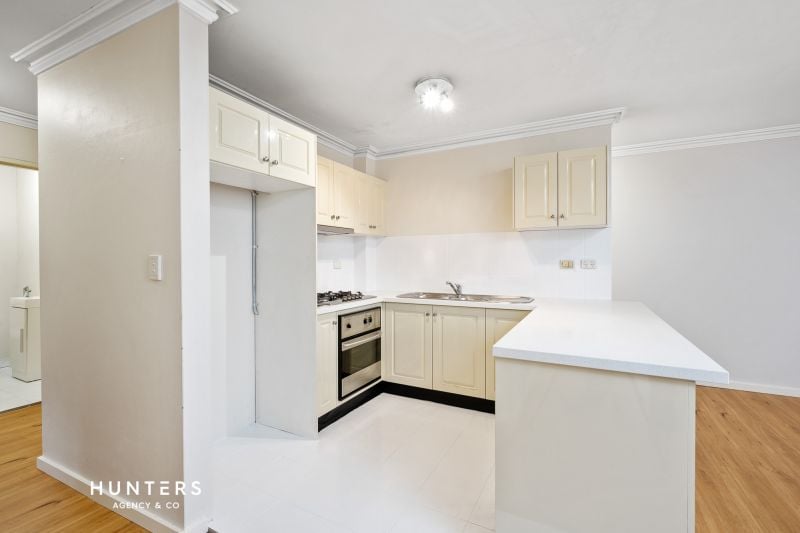15/84 Pitt Street, Granville