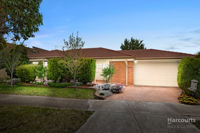 4 Egerton Way, Delahey