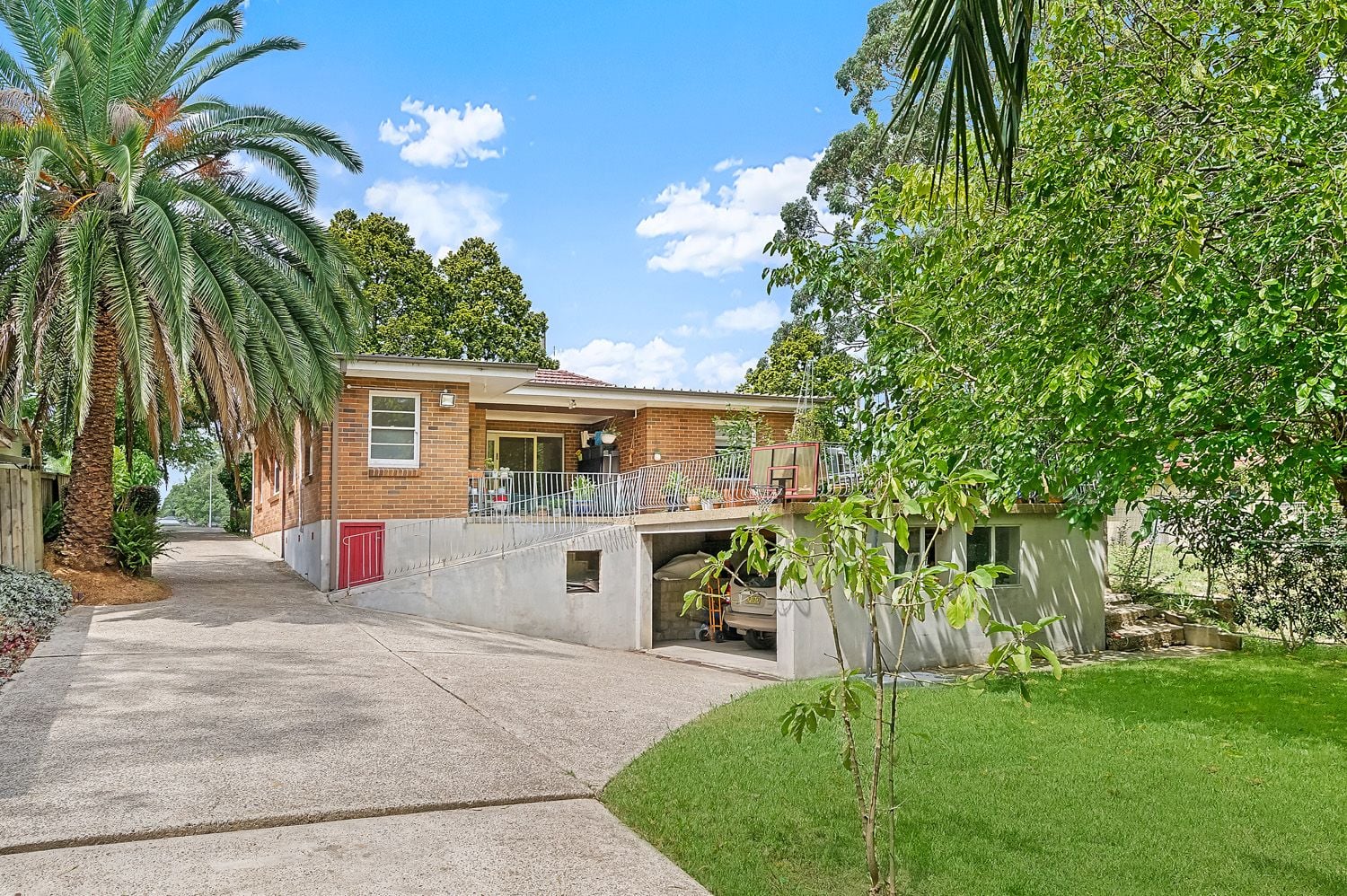 22 Pennant Hills Road, Wahroonga, Wahroonga - Thumbnail 2