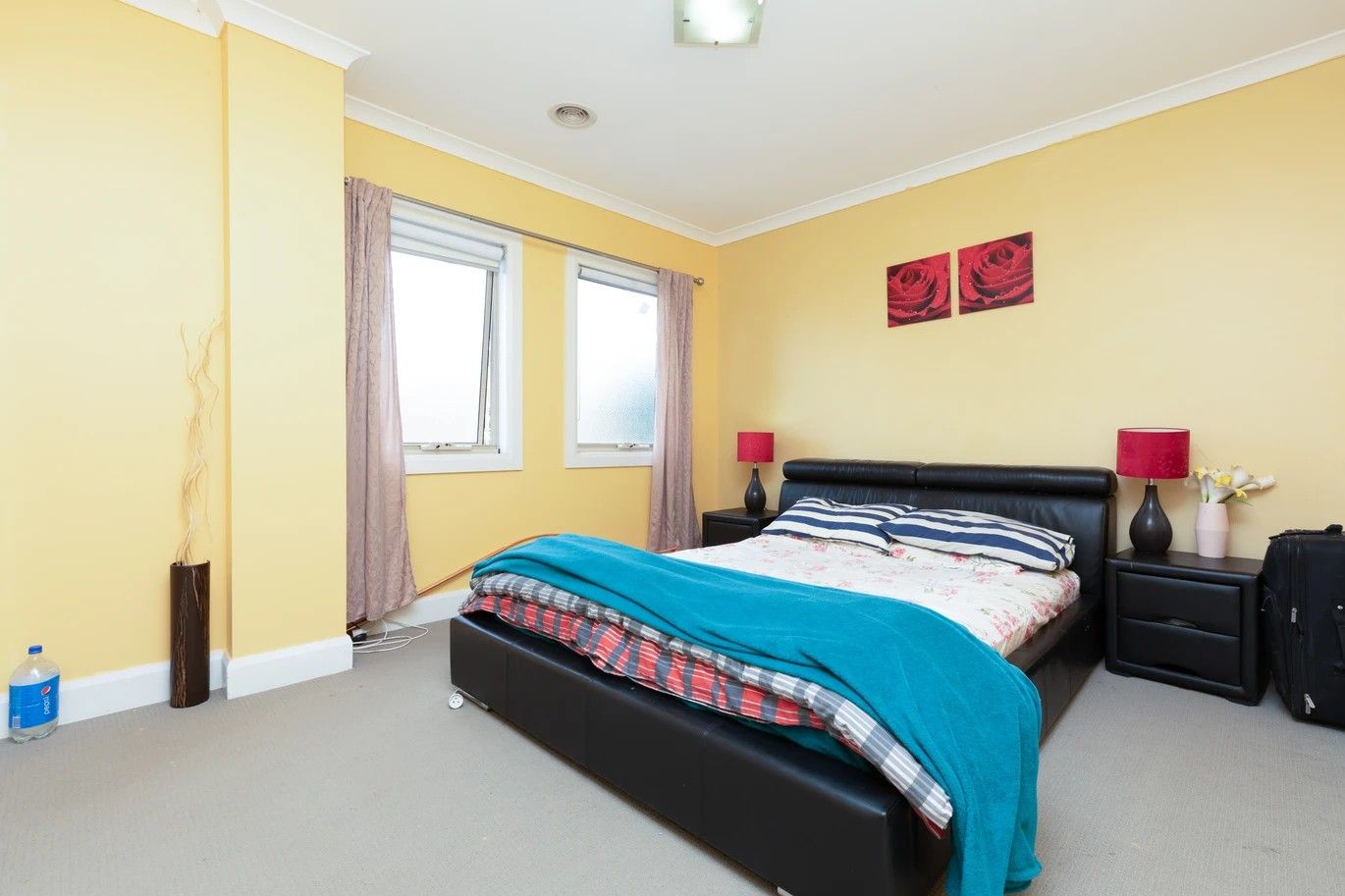 Three Bedroom Townhouse In The Heart of Glenroy!