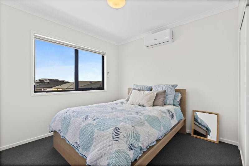 12 Sunnyhill Walk, Wollert