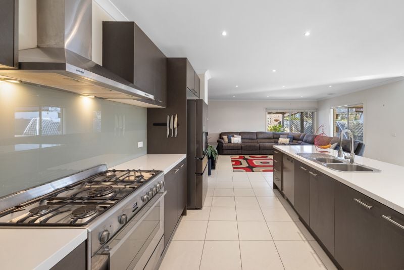 12 Dawkins Avenue, Fraser Rise