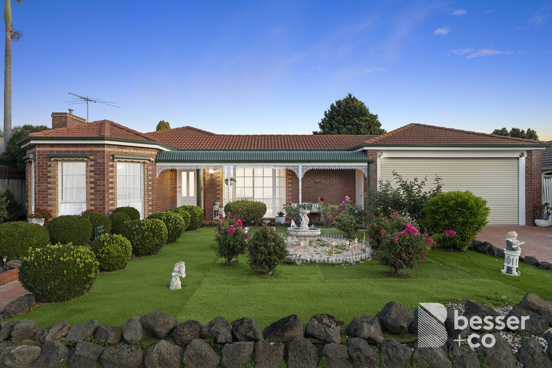 8 Kibo Court, Cranbourne North - Thumbnail 2