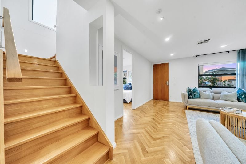 7 Dartnell Street, Lalor