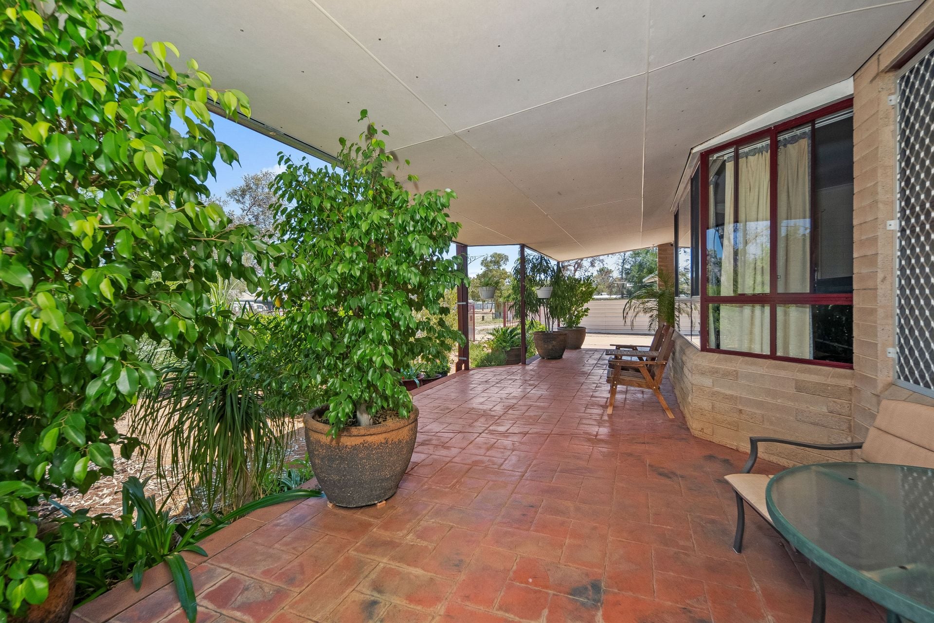 8 Cedar Court East Side NT, East Side - Thumbnail 4