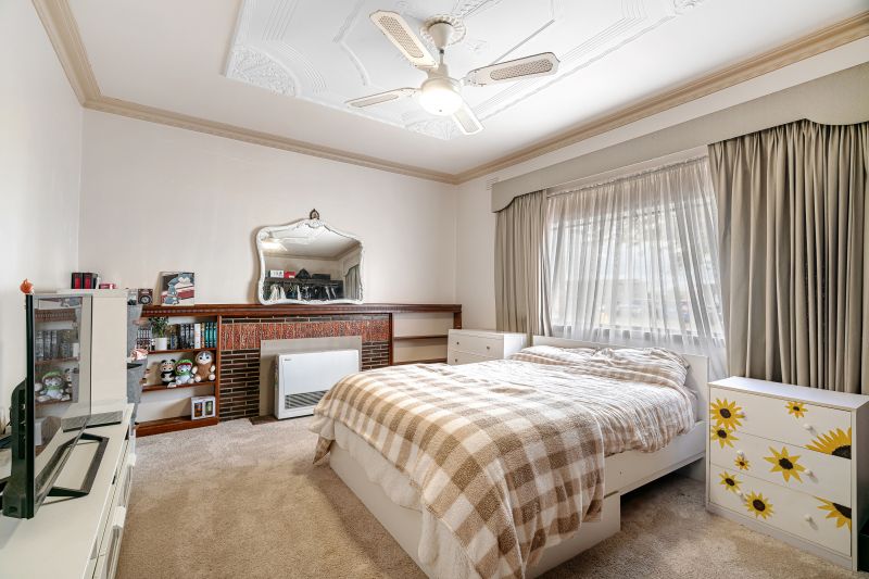 37 Macartney Street, Reservoir