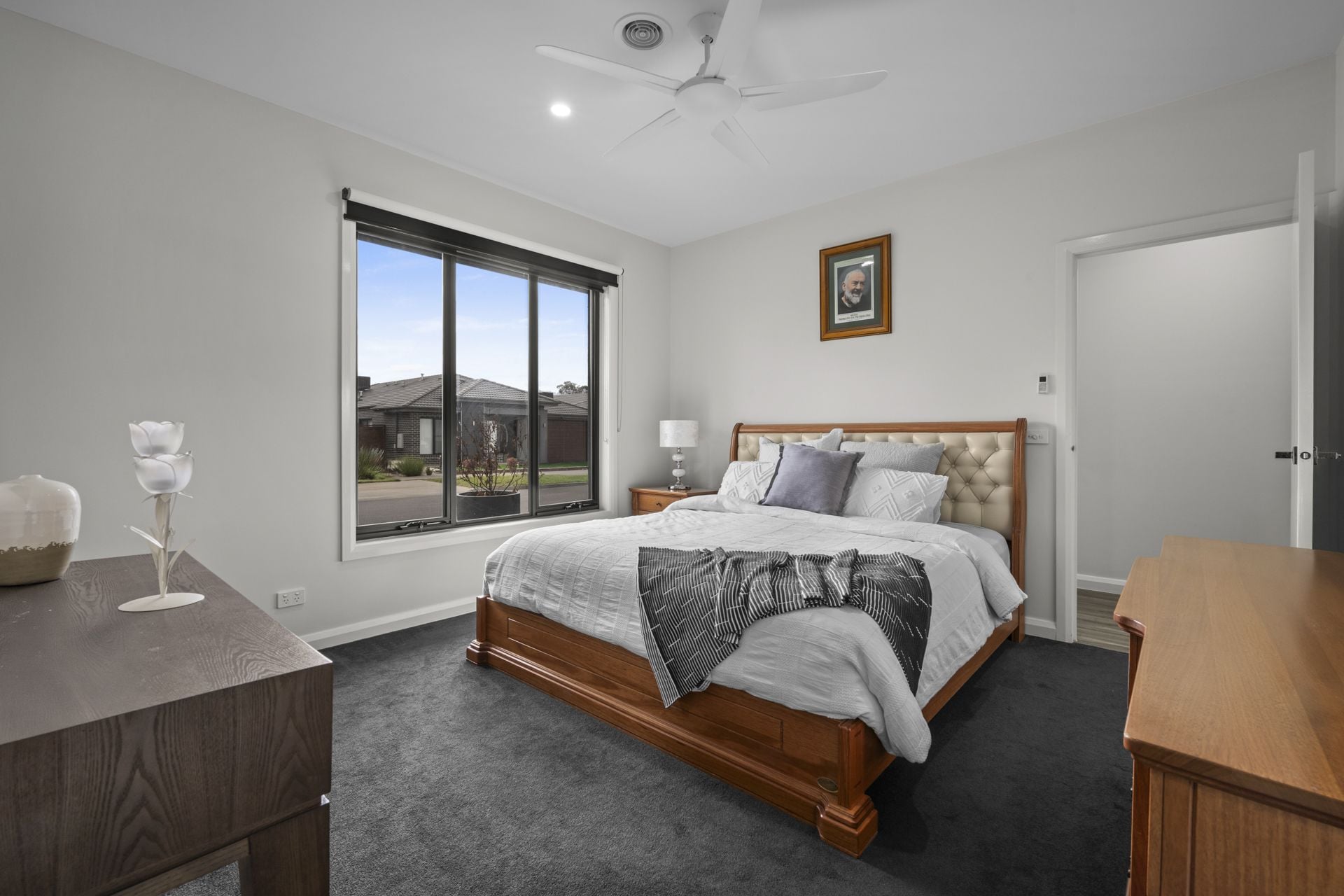 Modern Comfort in a Prime Family Setting