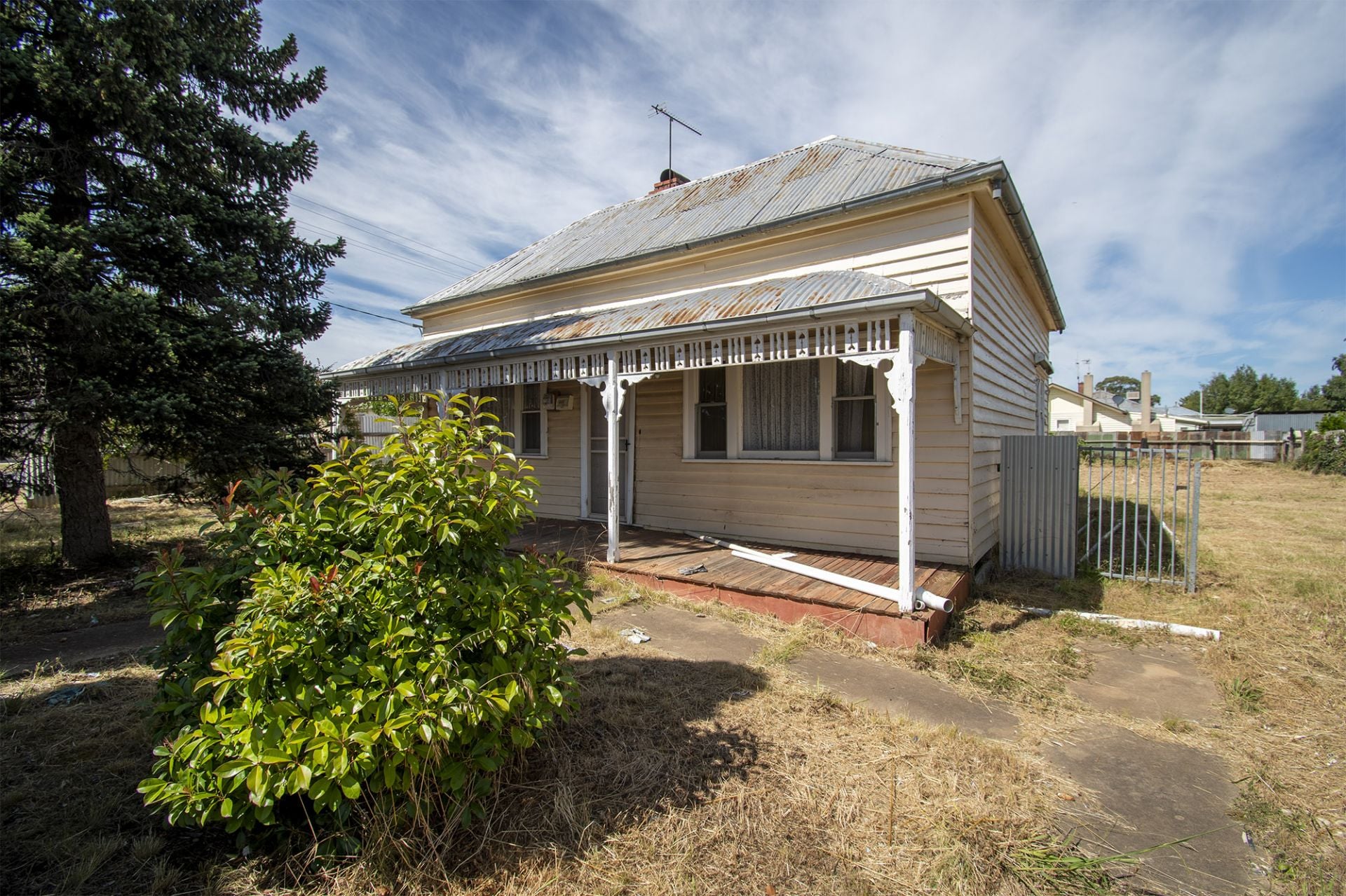27 Brougham Street, Maryborough - Thumbnail 2