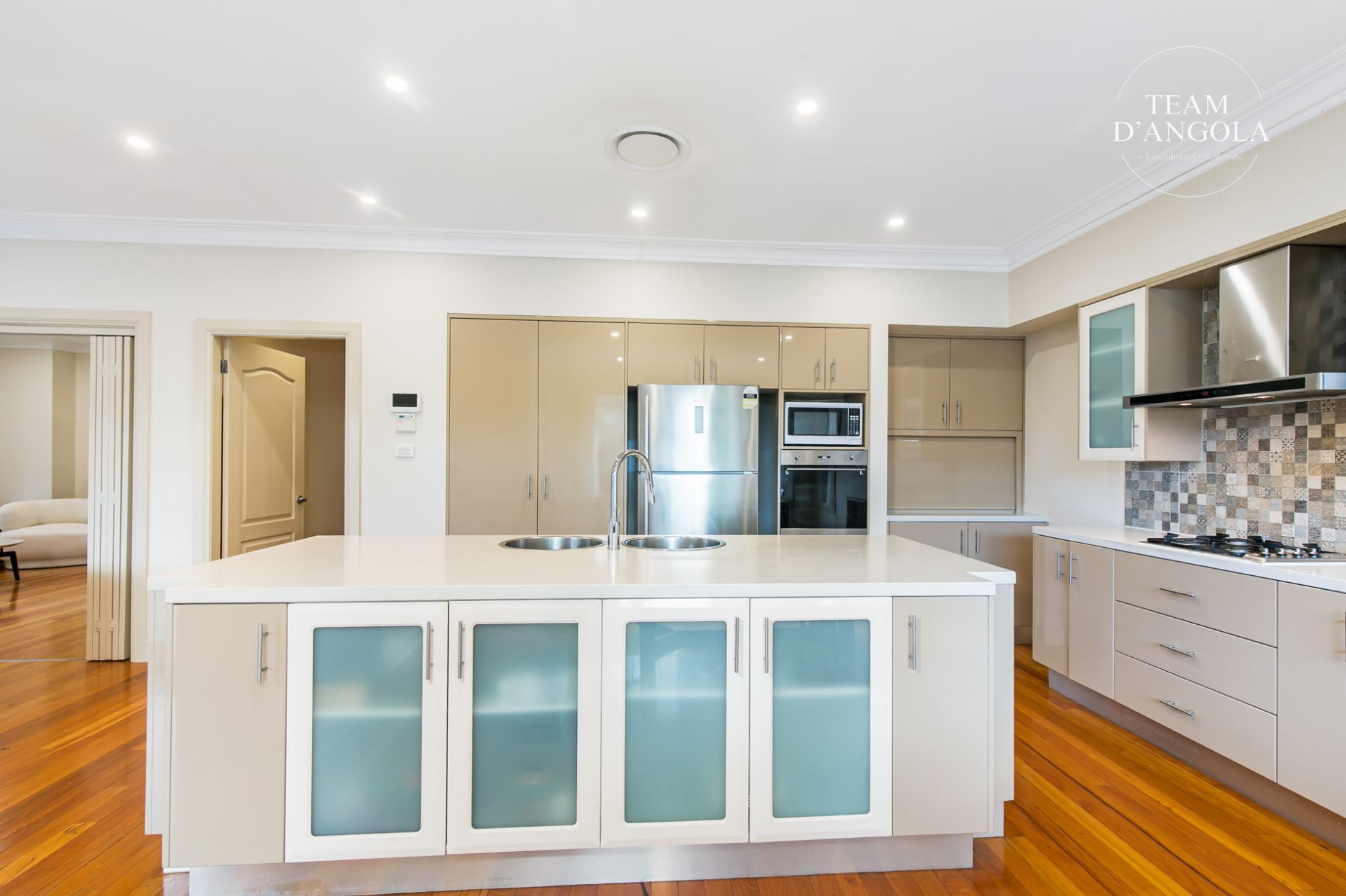 11 Cubby Close, Castle Hill, Castle Hill - Thumbnail 7
