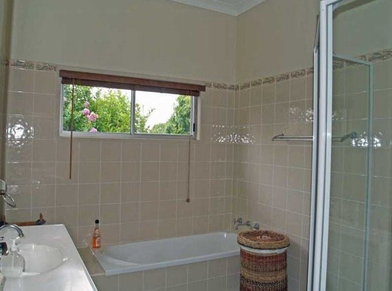 3 Bedroom, 1 Bathroom tranquil home in Belmore River, Belmore River - Thumbnail 8