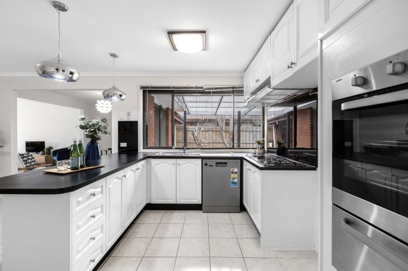 5 Martingale Court, Epping