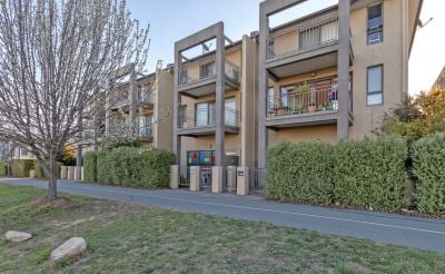 Gungahlin 20A Gungahlin Place