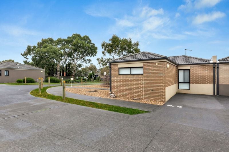 16/12 Kirkland Court, Epping