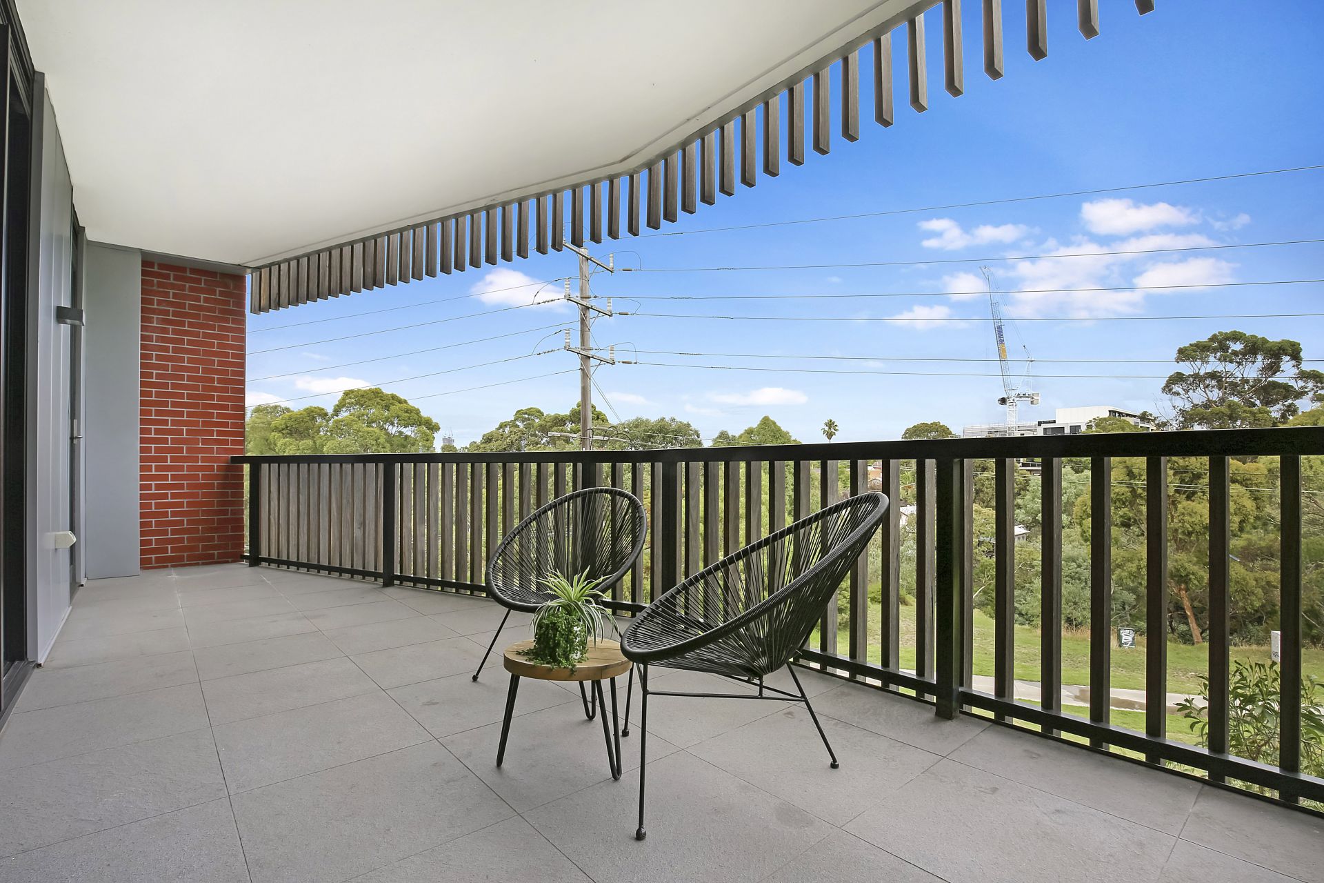 Spacious apartment in ideal location