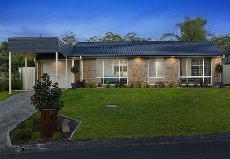 19 Eden Grove, Erina
