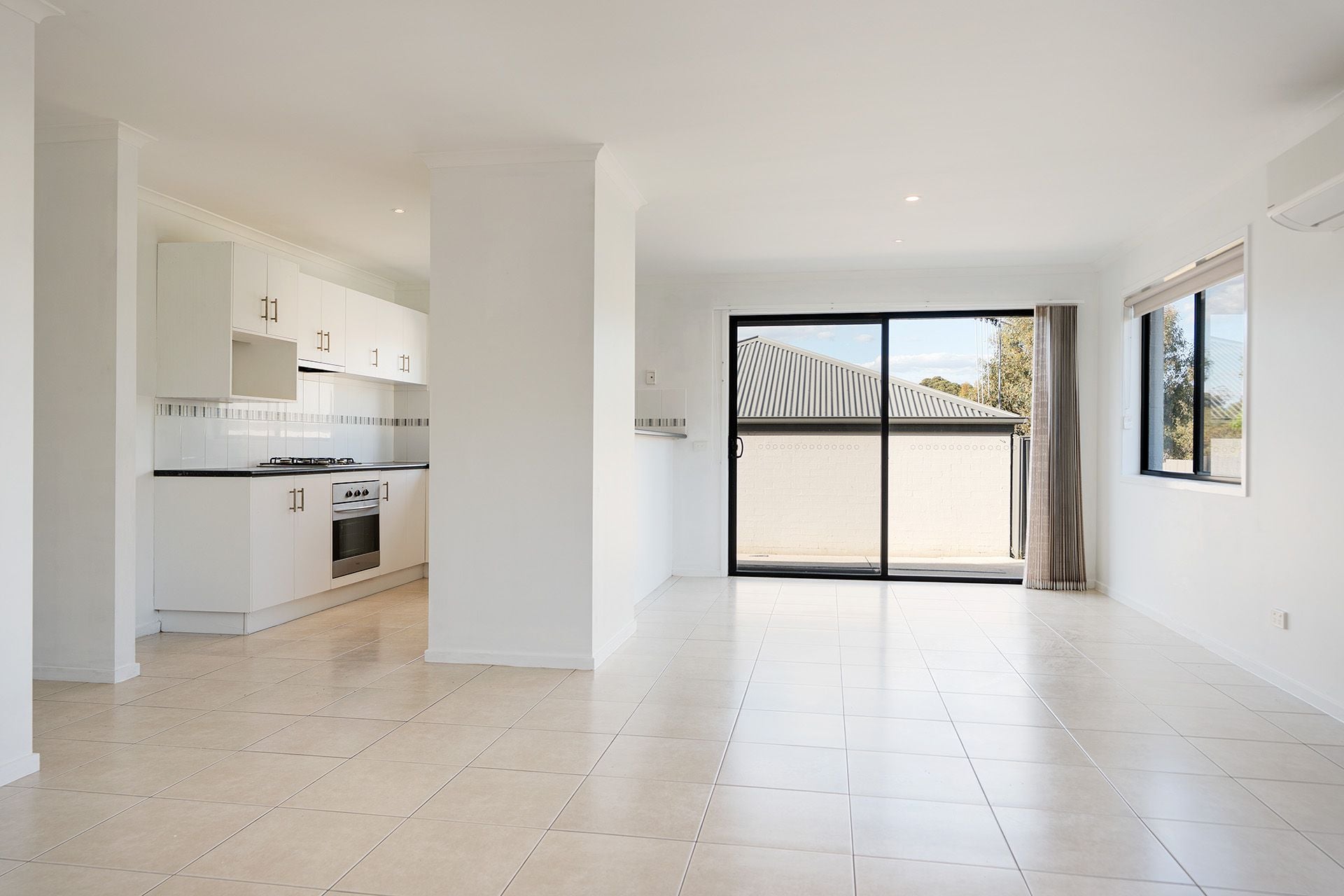 3/77 Elizabeth Street, Castlemaine - Thumbnail 3