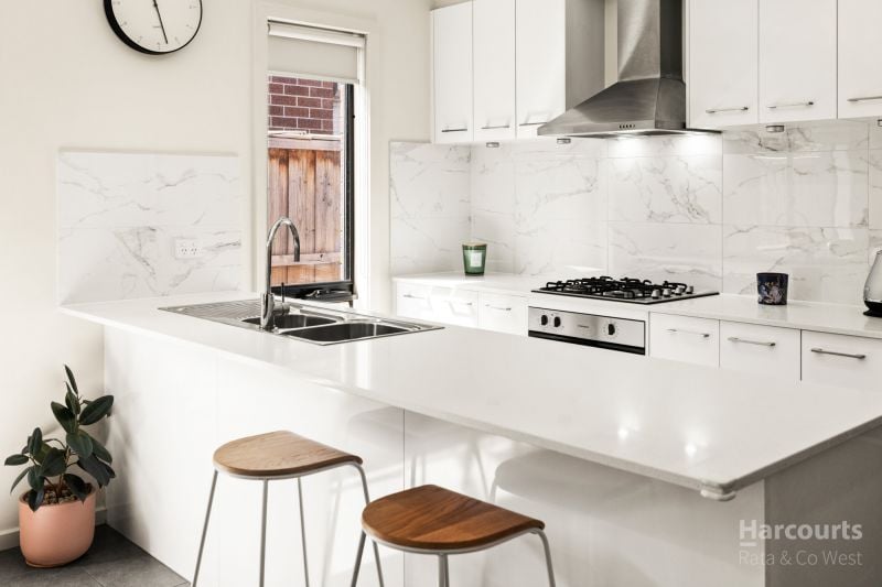 12 Versteegen Street, Fraser Rise