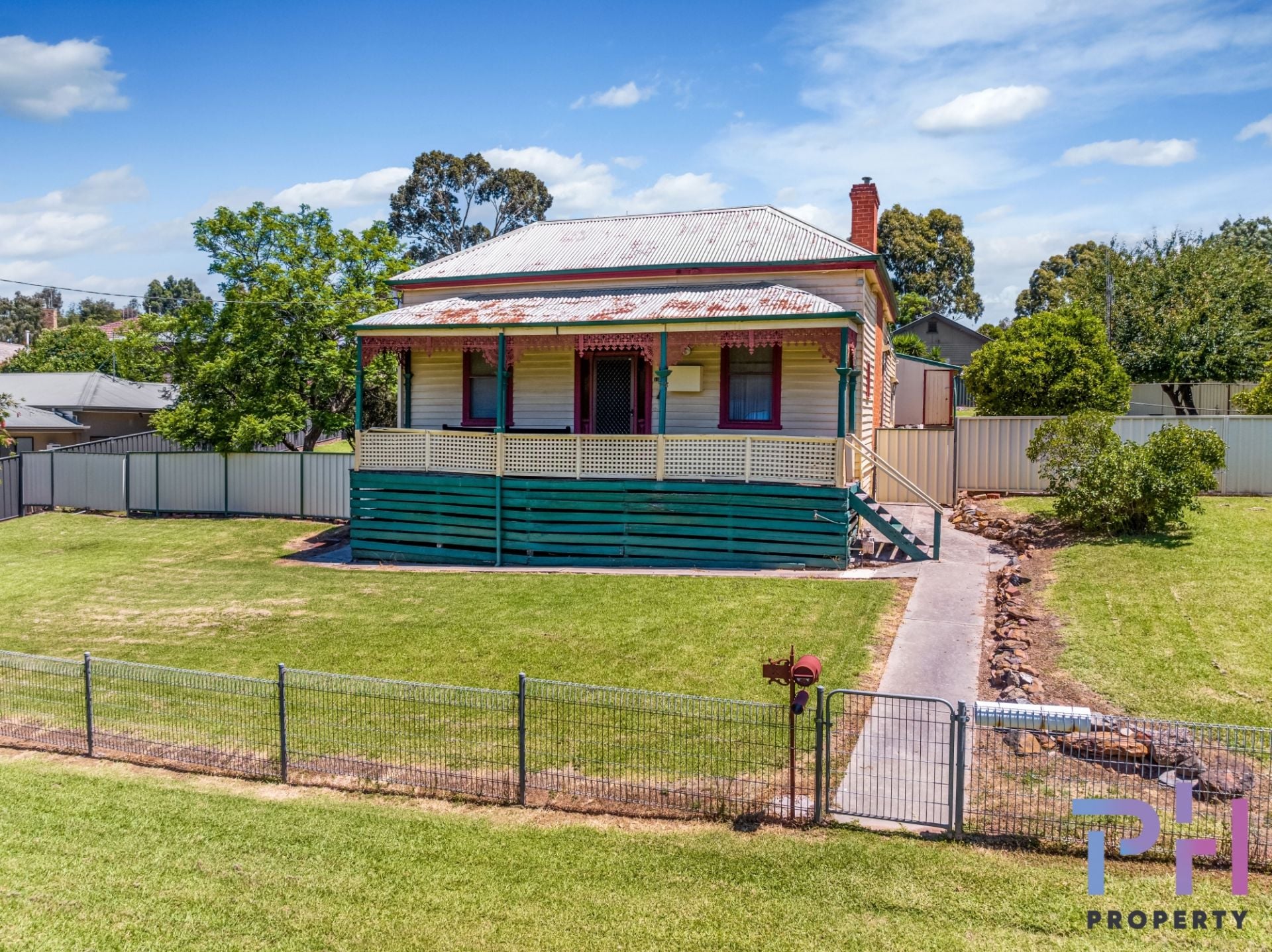 13 Barney Street NORTH BENDIGO VIC, North Bendigo - Thumbnail 2