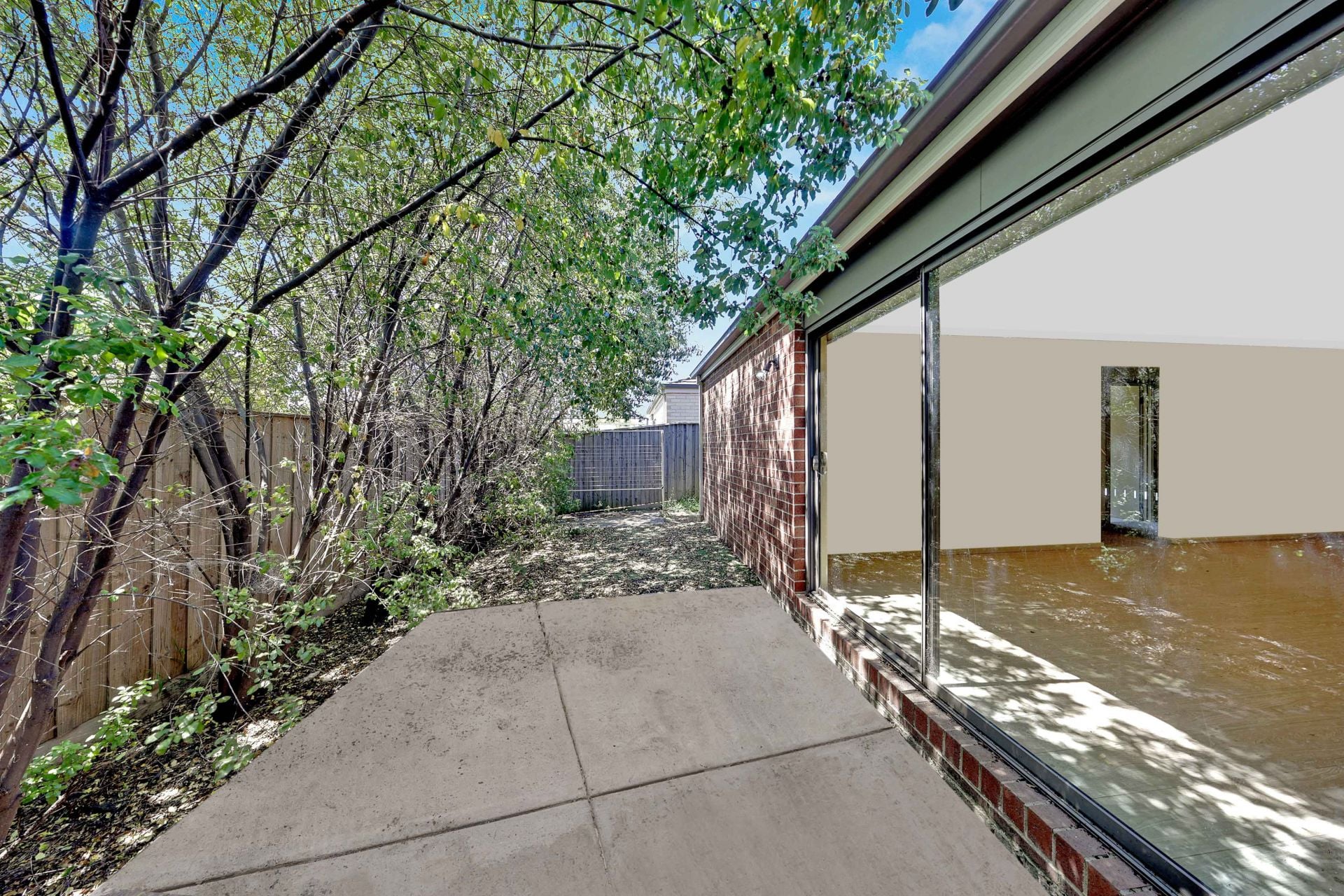Lovely and Modern 4 Bedroom Home!