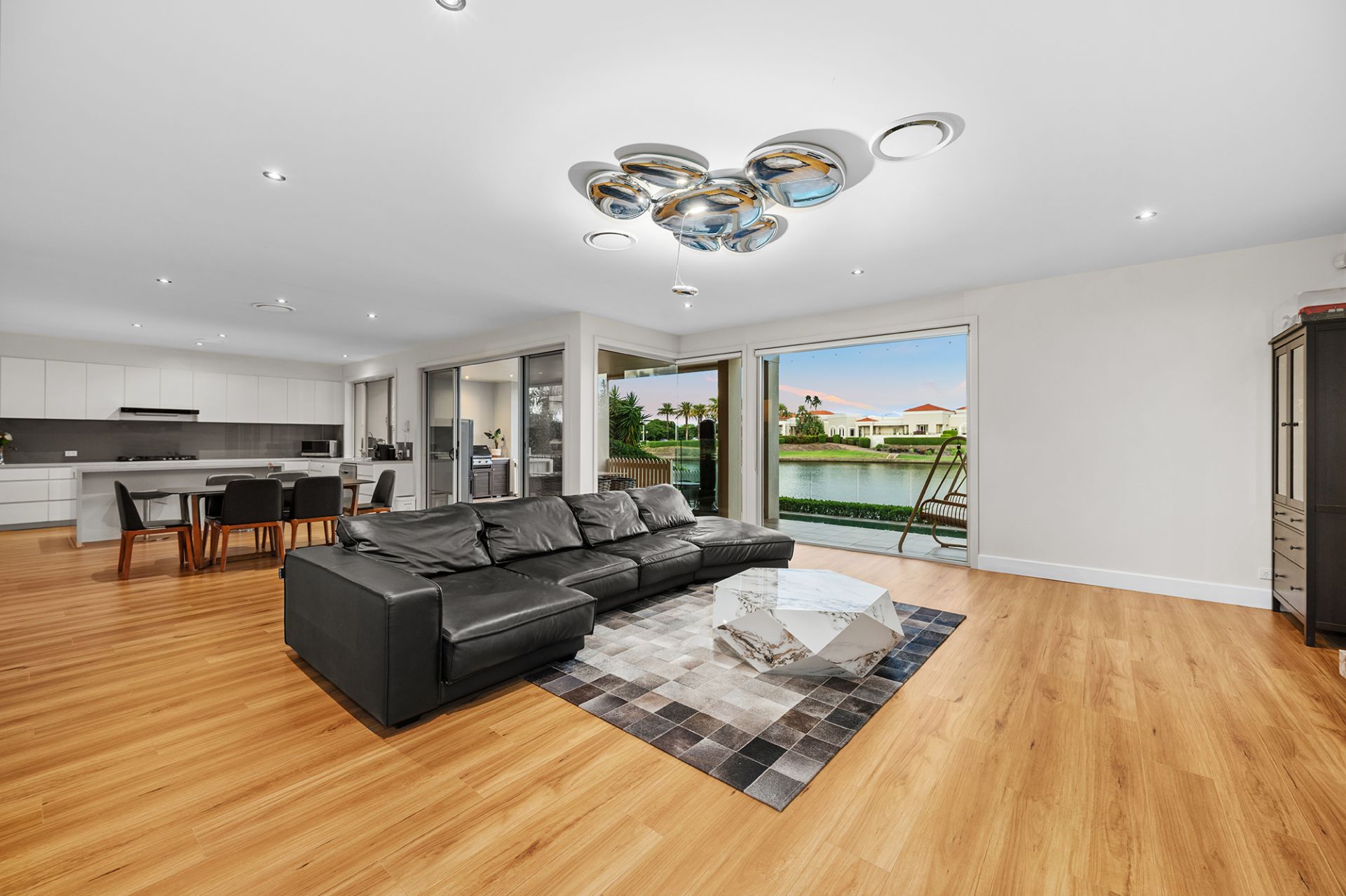 6177 Murten Court, Hope Island QLD 4212, Hope Island - Thumbnail 8