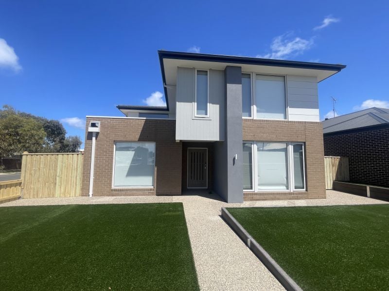 203 Fischer St, Torquay VIC 3228