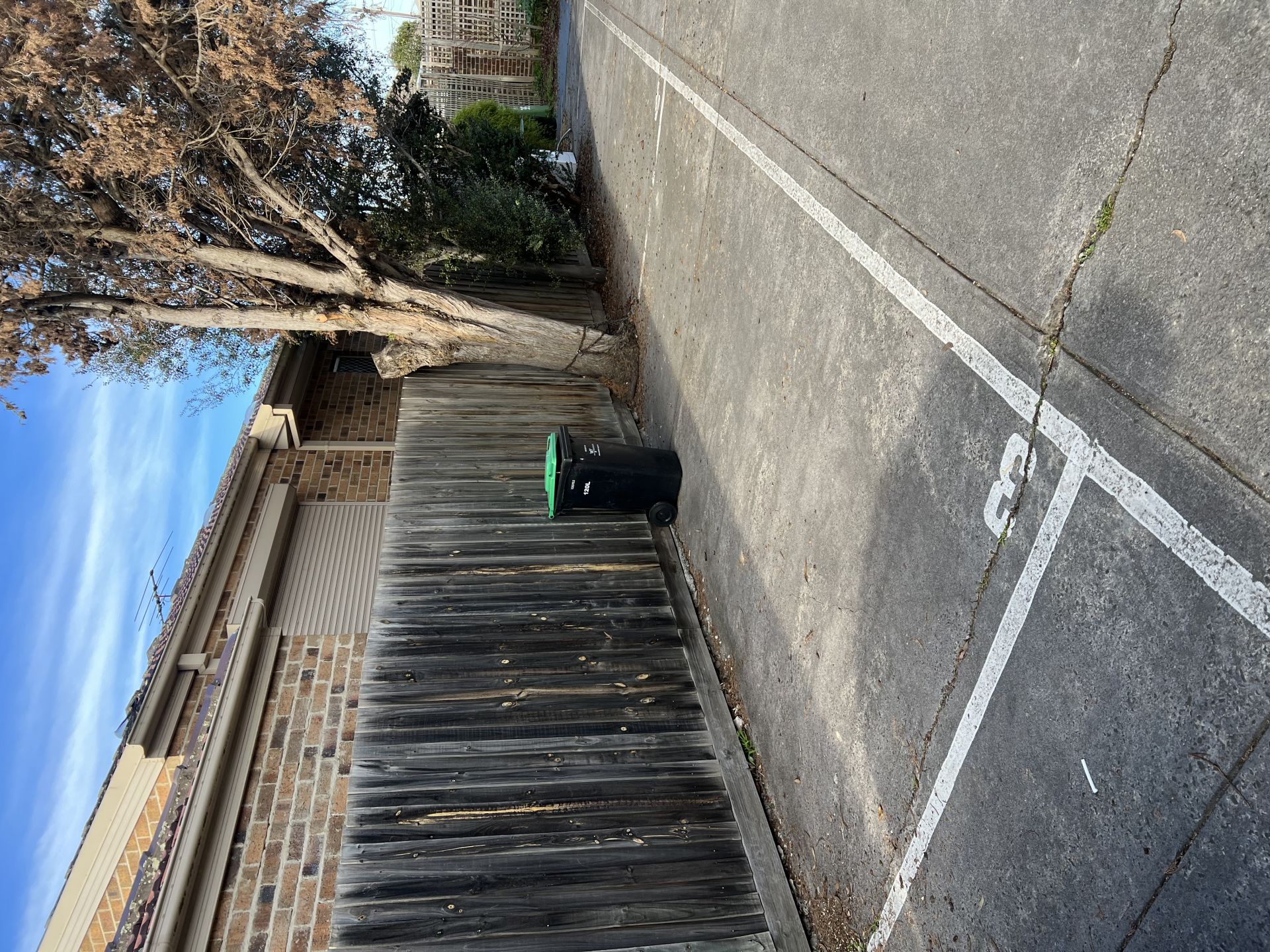 Comfort and Convenience in a Quiet Kingsbury Pocket